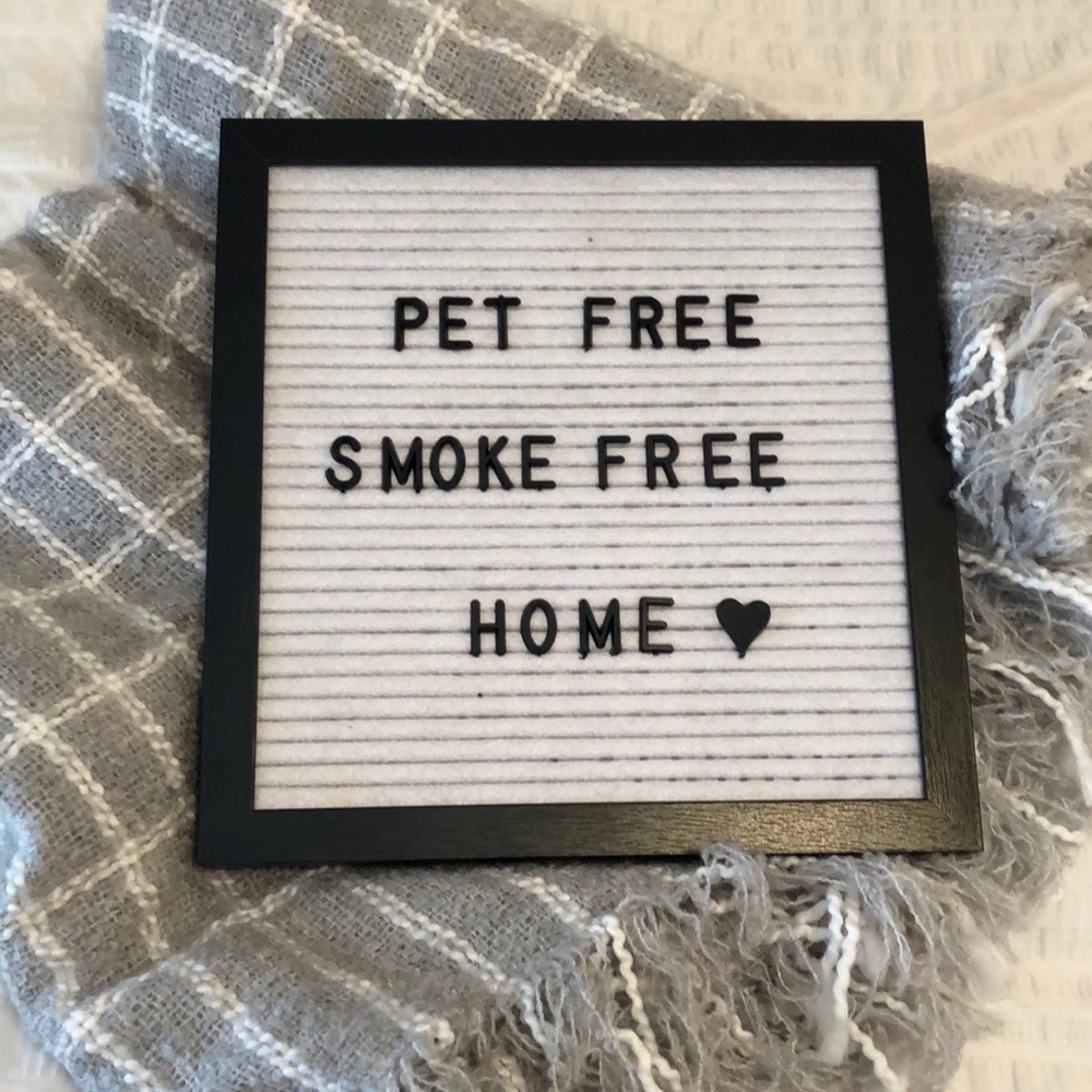 All items from a pet free & smoke free home!